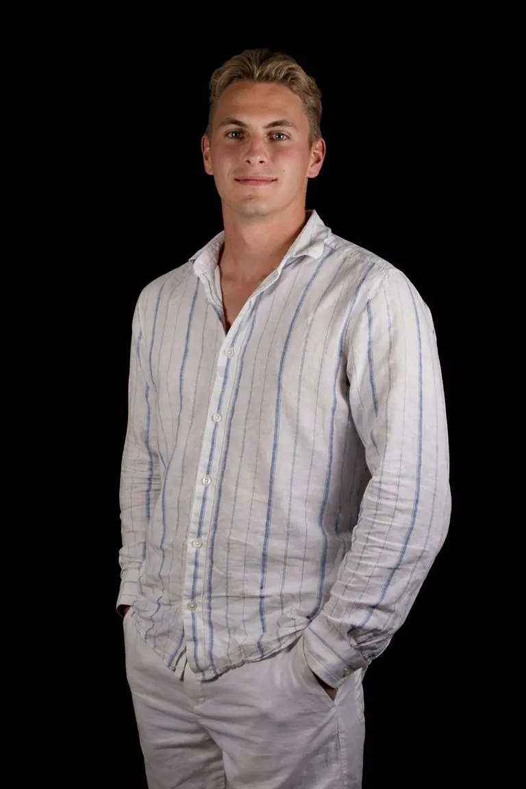 Bryant van der Veen, webdesigner en oprichter van PUUR.Webdesign